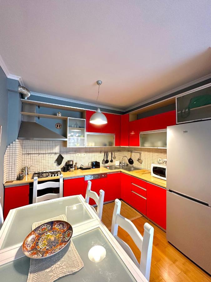 Central Inn Home Тирана Экстерьер фото
