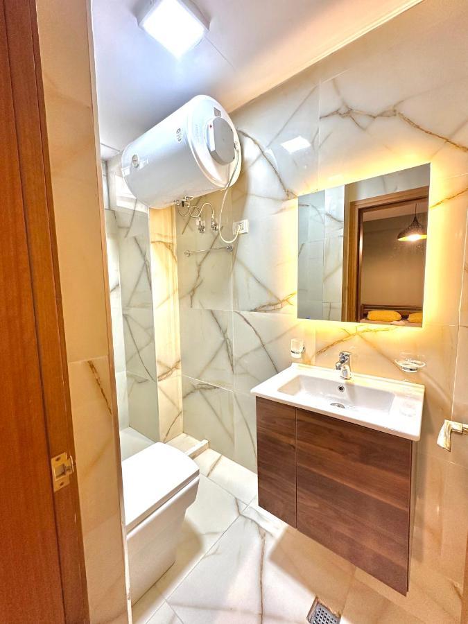 Central Inn Home Тирана Экстерьер фото