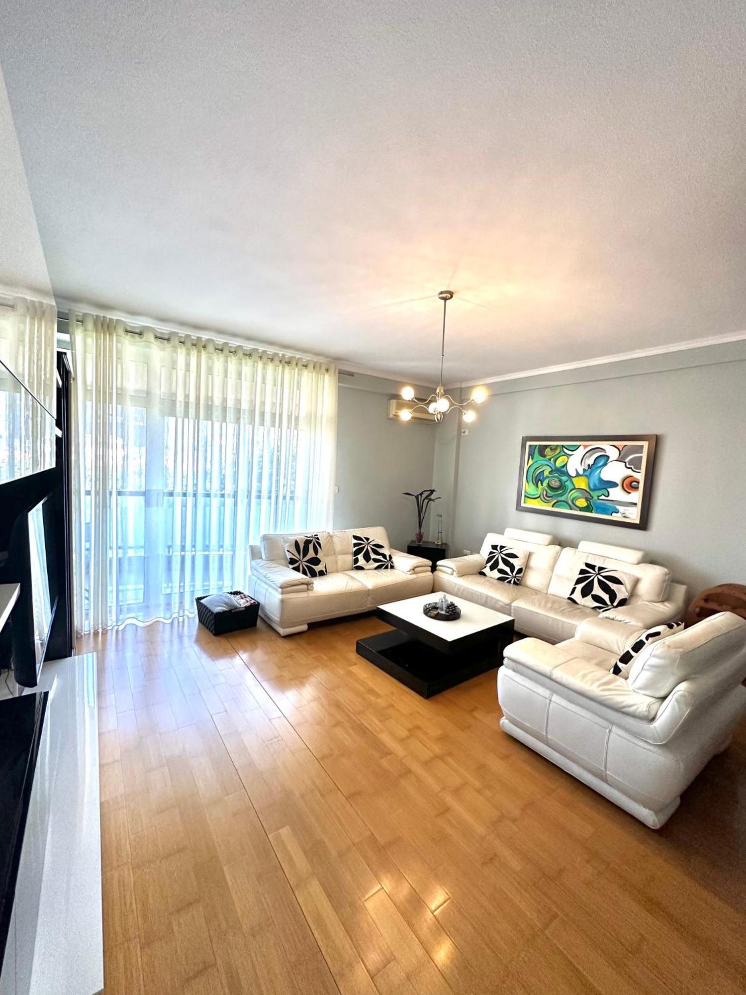 Central Inn Home Тирана Экстерьер фото